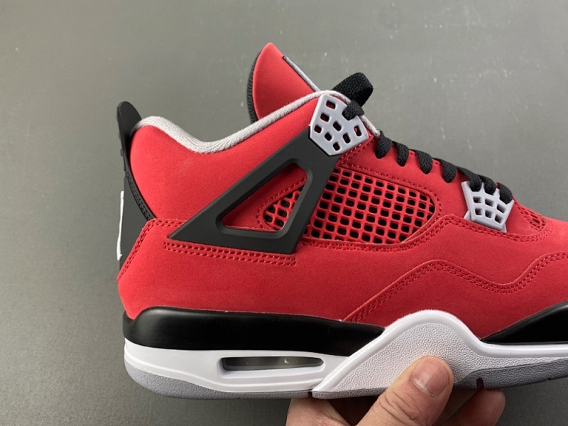 AJ4 Toro Bravo QC 4